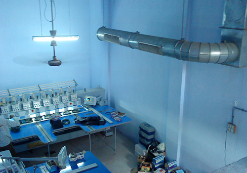 Center Cooling System Center Cooling System